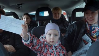 ‘In the Rearview’ Review: Road Trip Doc Puts a Face on Cost of War in Ukraine